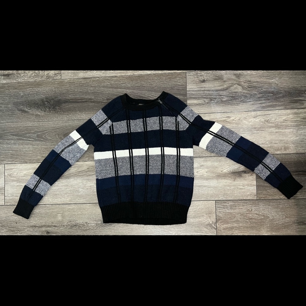 💕 3/$35  Banana Republic sweater Xs